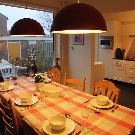 Casa de Férias Stylish Holiday In North Holland With Garden Schoorl